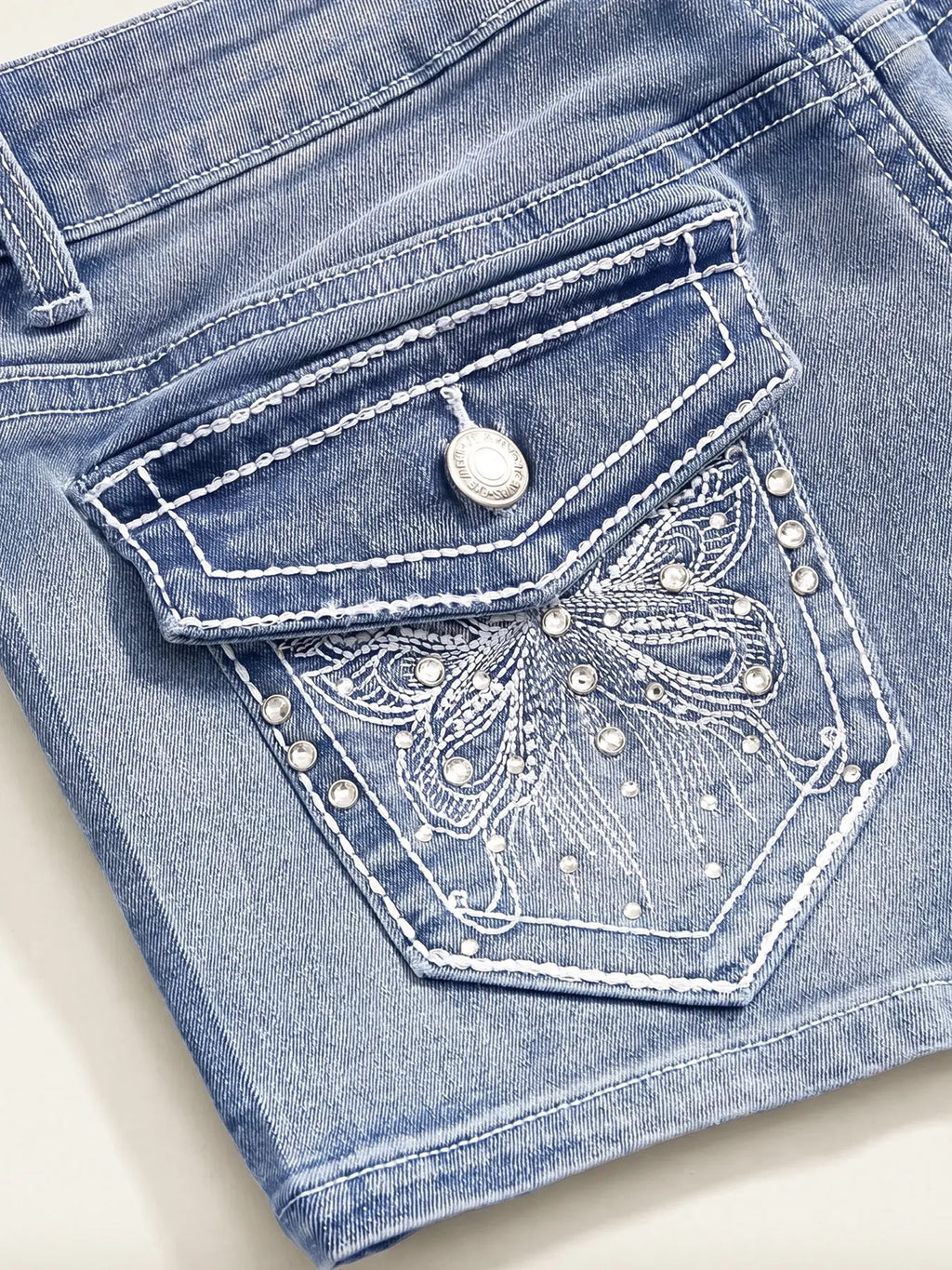 Women'S Y2K Butterfly Embroidered Embroidery Rhinestone Low Waist Stretch Denim Bottom Shorts, Light Wash, Fashionable Trend and Comfortable, Perfect for Casual Wear, Womenswear